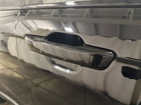 Used 2023 Jeep Grand Cherokee L Altitude image 39