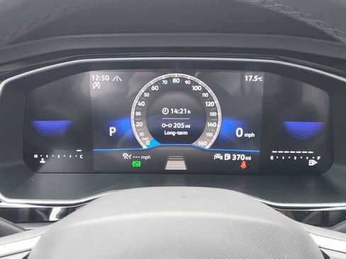 Used 2024 Volkswagen Jetta SE image 13