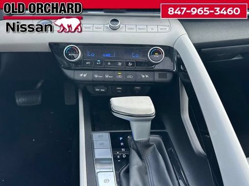Used 2023 Hyundai Elantra Limited FWD image 20