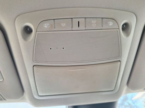 Used 2020 Nissan Rogue S image 18