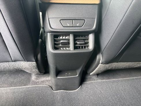 Used 2025 Chevrolet Equinox ACTIV w/ Safety and Technology Package FWD image 21