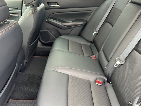 Used 2019 Nissan Altima 2.5 SR w/ SR Premium Package image 18