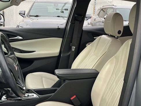 Used 2024 Buick Encore GX Avenir w/ Avenir Convenience Package image 22