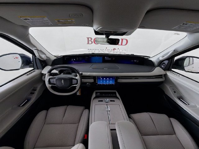 New 2026 Lincoln Navigator Premiere AWD/4WD image 27