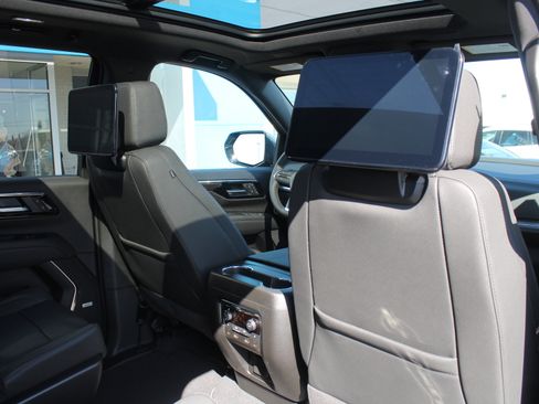 New 2026 Chevrolet Tahoe Z71 w/ Z71 Off-Road Package image 17