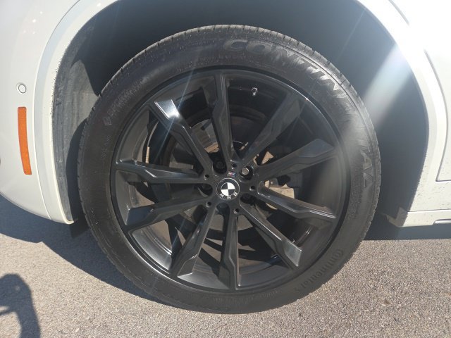 Certified 2023 BMW X3 xDrive30i w/ M Sport Package AWD/4WD image 4
