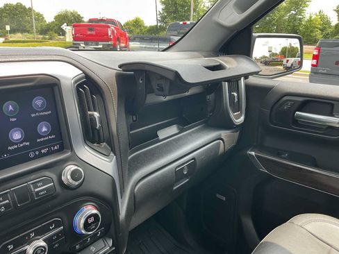 Used 2022 GMC Sierra 1500 SLT w/ SLT Premium Plus Package AWD/4WD image 26