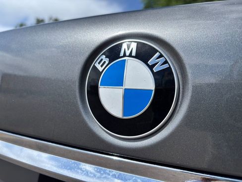 Used 2016 BMW 750i xDrive AWD/4WD image 13