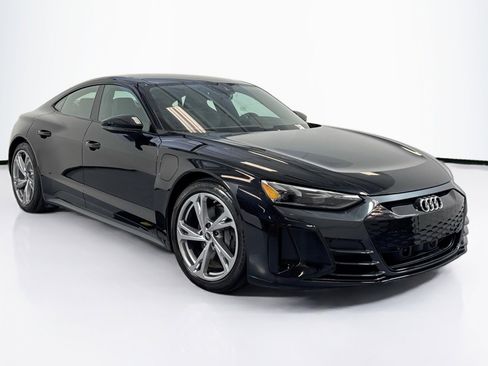 Used 2023 Audi e-tron GT Premium Plus image 3