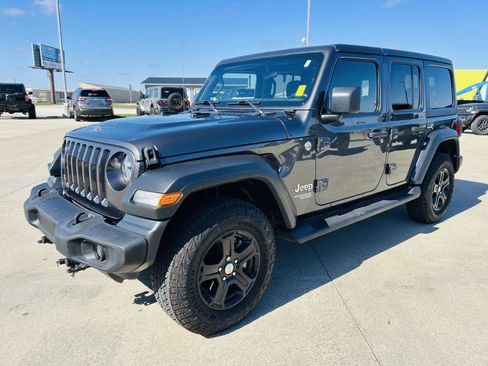 Used 2020 Jeep Wrangler Unlimited Sport S image 27