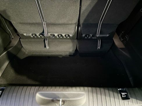 New 2026 Chrysler Pacifica Select image 25