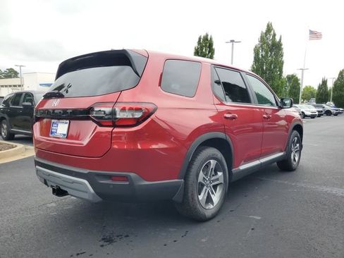 New 2025 Honda Pilot EX-L image 4