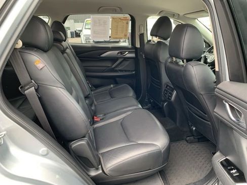Used 2019 MAZDA CX-9 Touring image 29