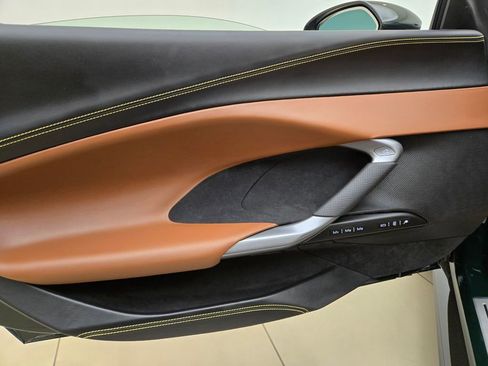 Used 2024 Ferrari 296 GTS image 29