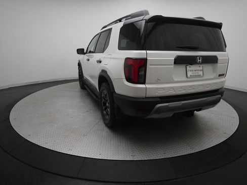 Certified 2026 Honda Passport TrailSport Elite image 36