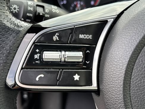Used 2023 Kia Forte GT-Line w/ GT-Line Premium Package FWD image 34