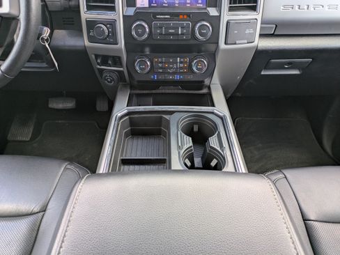 Used 2020 Ford F250 Lariat AWD/4WD image 17