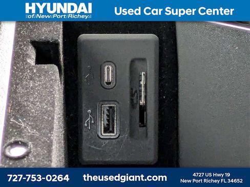 Used 2021 Cadillac CT4 Luxury image 24