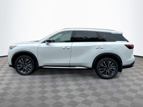 Certified 2026 INFINITI QX60 Luxe w/ Cargo Package FWD image 9