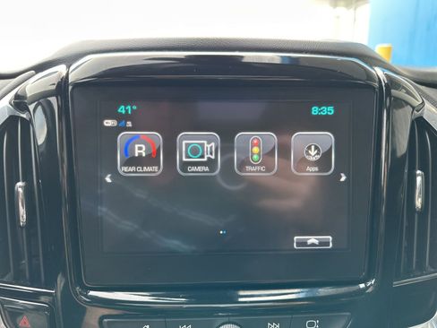 Used 2019 Chevrolet Traverse LT w/ LT Premium Package image 27