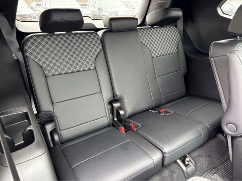 New 2026 GMC Acadia Denali w/ Super Cruise Package AWD/4WD image 7