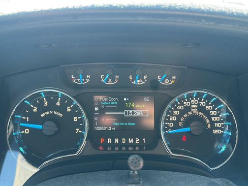 Used 2014 Ford F150 XLT w/ Equipment Group 302A Luxury AWD/4WD image 16