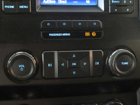 Used 2019 Ford F250 XLT w/ FX4 Off-Road Package AWD/4WD image 38