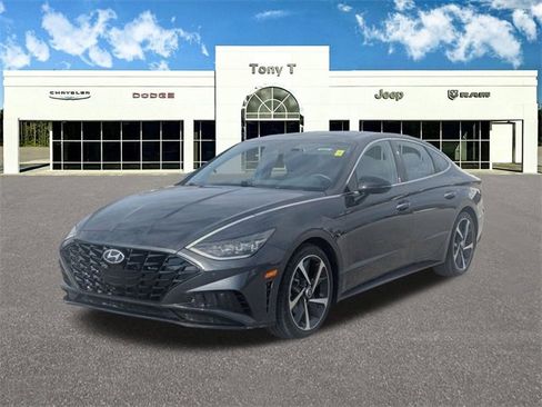 Used 2023 Hyundai Sonata SEL Plus image 3