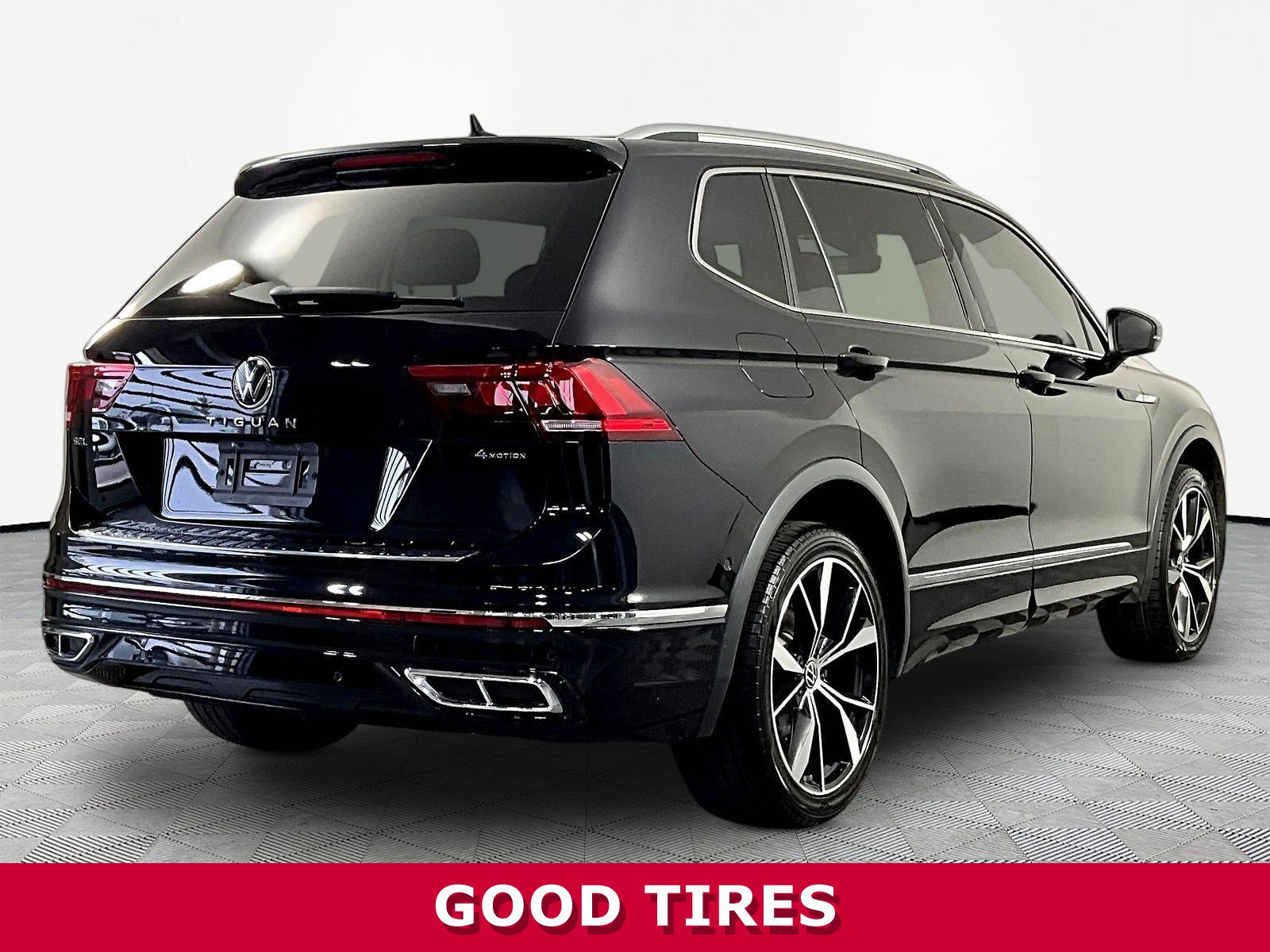 Used 2022 Volkswagen Tiguan SEL R-Line AWD/4WD image 6