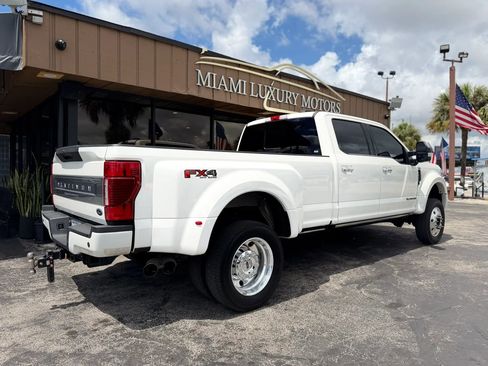 Used 2022 Ford F450 Platinum w/ FX4 Off-Road Package AWD/4WD image 14