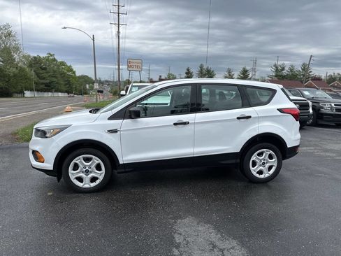 Used 2019 Ford Escape S image 4
