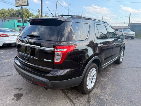 Used 2013 Ford Explorer XLT FWD image 4