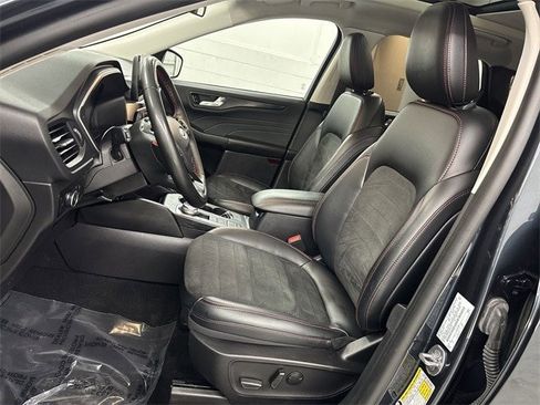 Certified 2022 Ford Escape SEL w/ SEL Stealth AWD Package image 3