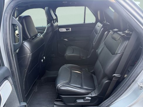 Used 2024 Ford Explorer ST w/ Equipment Group 401A AWD/4WD image 11