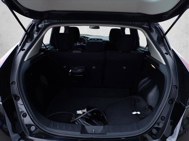 Used 2025 Nissan Leaf S FWD image 8