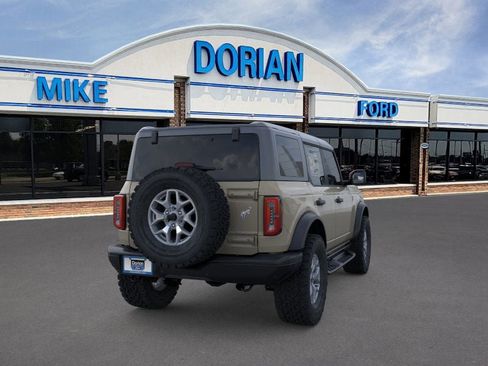 New 2025 Ford Bronco Badlands image 8