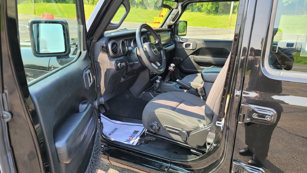 Used 2020 Jeep Wrangler Unlimited Sport AWD/4WD image 18