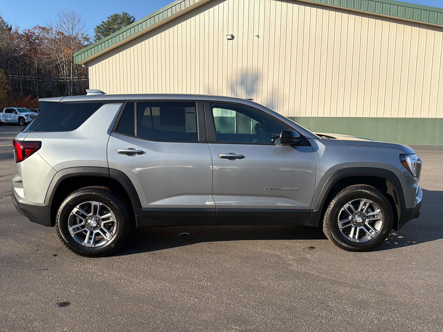 New 2027 GMC Terrain Elevation w/ LPO, Floor Liner Package AWD/4WD image 6