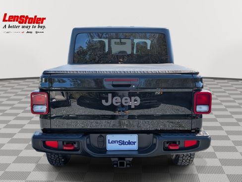 Used 2021 Jeep Gladiator Rubicon image 4