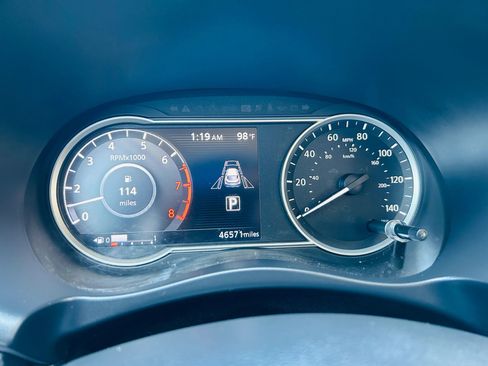 Used 2020 Nissan Kicks SV image 22