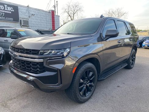 Used 2021 Chevrolet Tahoe 4WD w/ Remote Keyless Entry Package image 4