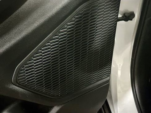 New 2025 Jeep Grand Cherokee Limited w/ Black Appearance Package image 17