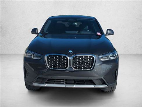 Certified 2025 BMW X4 xDrive30i w/ Premium Package image 2