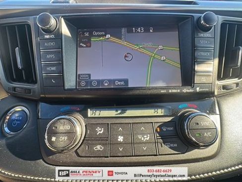Used 2016 Toyota RAV4 Limited image 15