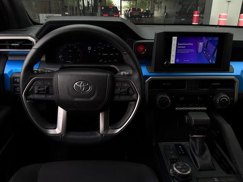 Used 2025 Toyota Tacoma TRD Off-Road AWD/4WD image 11