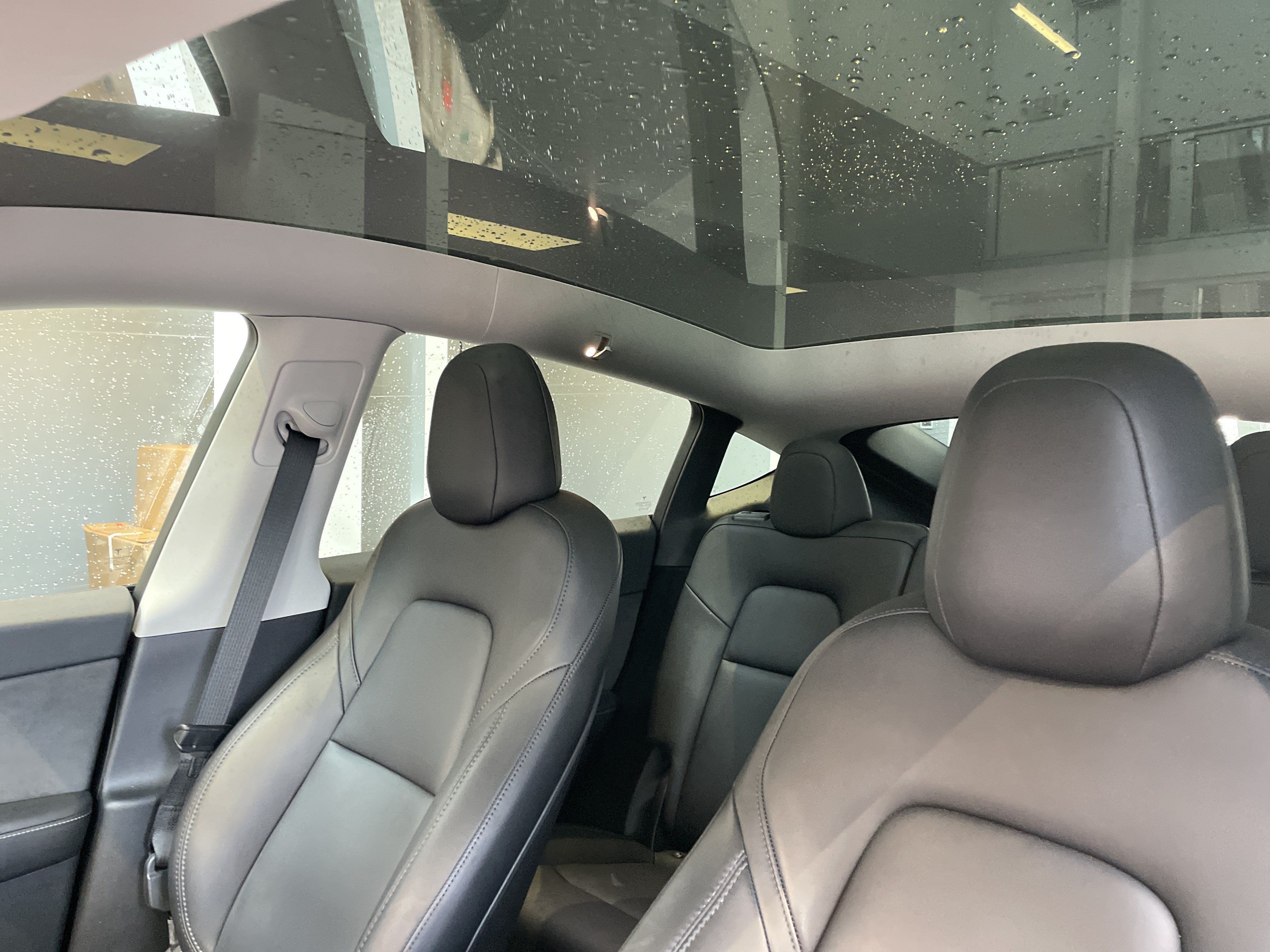 Used 2023 Tesla Model Y Long Range AWD/4WD image 29