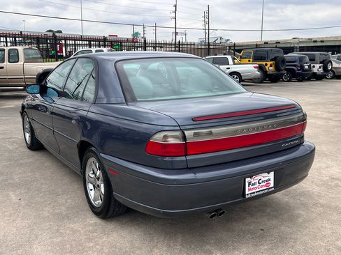 Used 1997 Cadillac Catera image 4