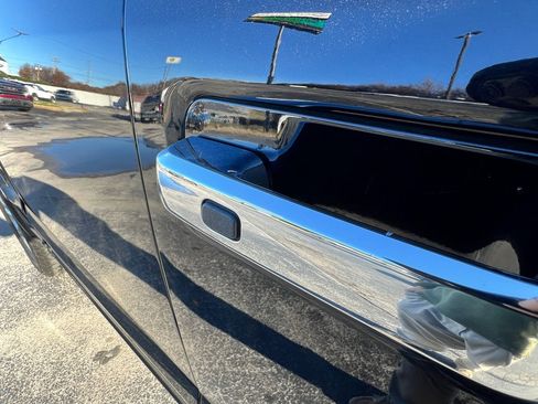 Used 2019 Ford F150 Platinum image 14