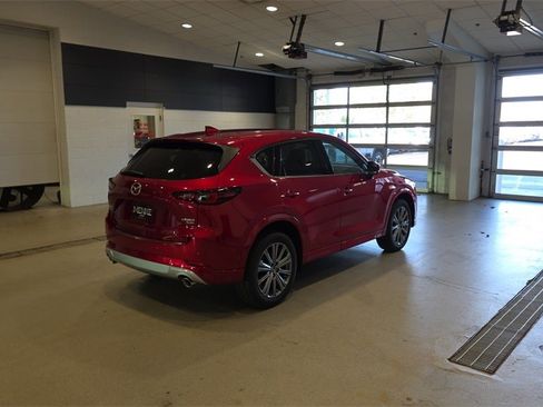 New 2025 MAZDA CX-5 Signature image 7