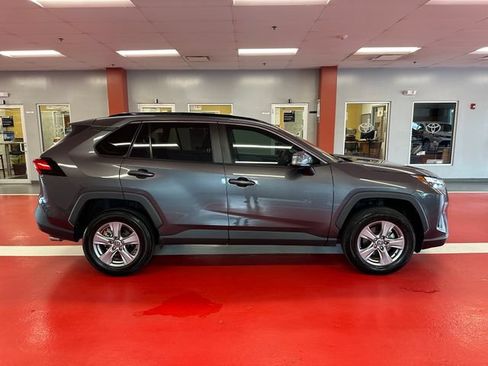 Used 2023 Toyota RAV4 XLE w/ Convenience Package FWD image 3